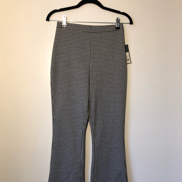 Xhilaration cropped flare houndstooth pants - Picture 2 of 4